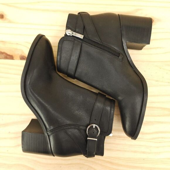 Essex Lane Womens Ankle Boots 6.5 Black Leather Elegant Chic Buckle Strap Bootie - Picture 5 of 9